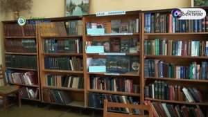 Глава администрации Л. Белашова посетила городскую библиотеку. Джанкой 2015.mp4