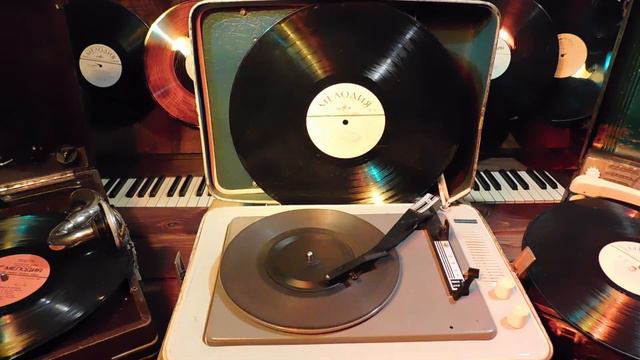 Сто поздравлений #RecordsKing_163 Recorded 1969 USSR VTO ИД-26346 4" Single Sided 33rpm #Горовец смотреть онлайн