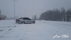 Зимний дрифт BMW e46 (Drift on third BMW)