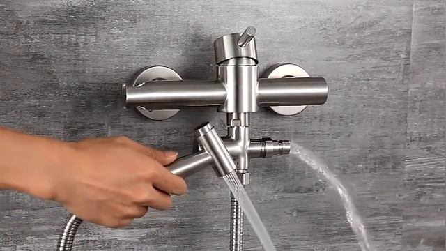 Минималистичный стальной смеситель с душем для ванной в Современном стиле LaLume MB21168-23 смотреть онлайн