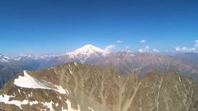 Приэльбрусье, г.Курмычи. Вид на Эльбрус. Горы Эльбруса. Вершины кавказа. смотреть онлайн