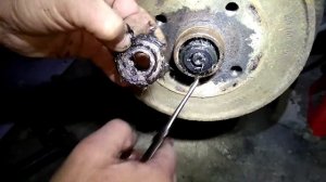 Как поменять задний подшипник ступицы на Audi 100