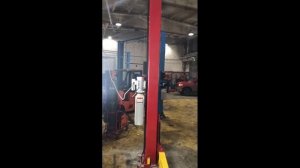 Двухстоечный подъемник с верхней синхронизацией Atis A268CH