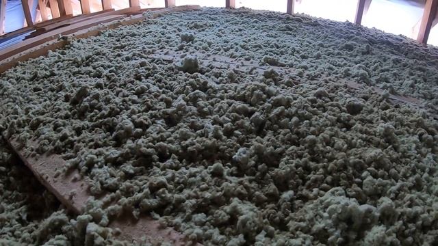 О том как я Утепляю перекрытие между этажами Минеральной насыпной крошкой\Самый пыльный этап стройк смотреть онлайн