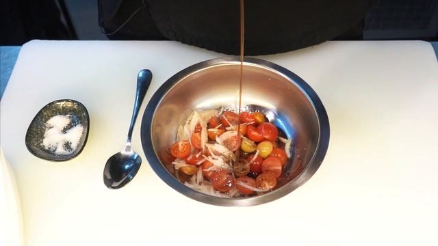 Салат с томатами и сыром Фета | Готовим дома смотреть онлайн