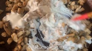 Жульен в слоёном тесте с курицей и грибами ?