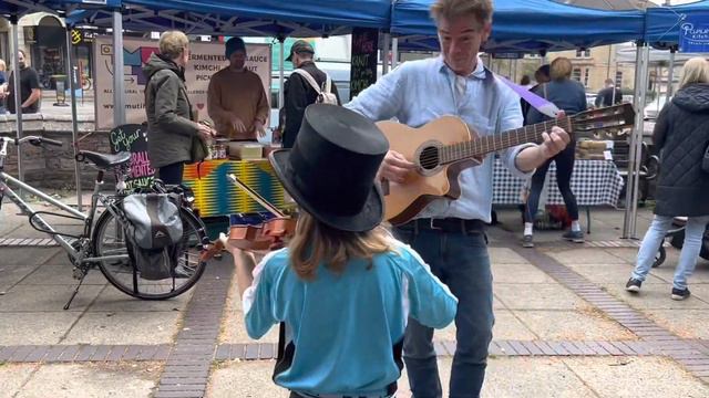 Youngest violin busker - just 8 yrs old смотреть онлайн