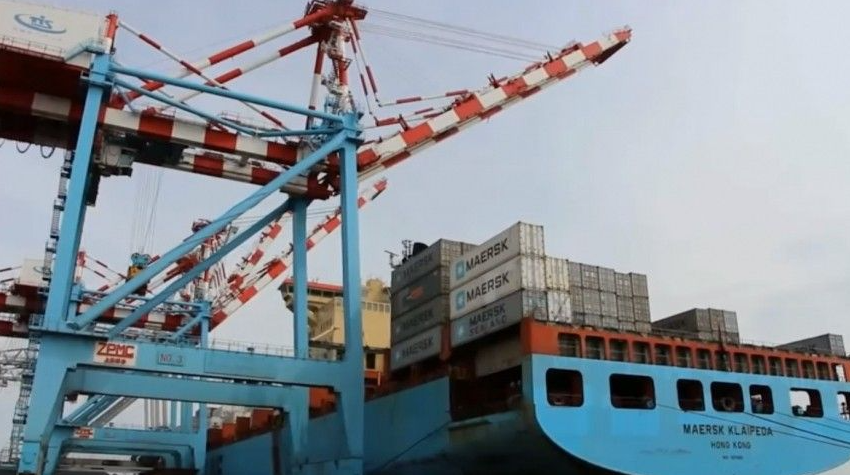 Шесть иностранных судов с продовольствием покинули порты Украины