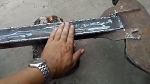 Ось для тележки к минитрактору.