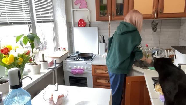 Когда надо не дождешься. Обиделась на детей. Покупки для дома. Кулинарю.