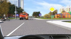 Поворачивая направо, кому уступить дорогу?