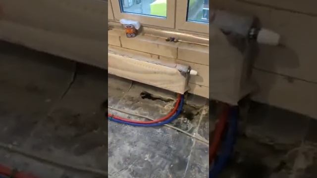 Монтаж батарей отопления и водоснабжения