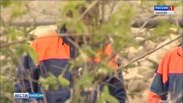 Пропавших туристов искали минувшей ночью на горе Борус. 04.06.2018 смотреть онлайн