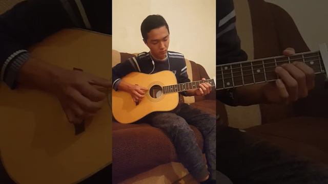 Davy Jons. Madyar Kuandyk. Guitar./ Дэви Джонс на гитаре Мадияр Куандык.