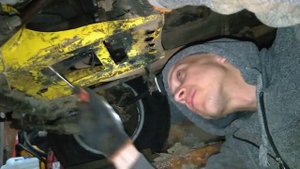 Боевая Нива | Проверка масла в редукторах. Очередное ТО | Вопрос подписчикам о масле.