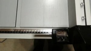 Подстройка параллельного упора распиловочного станка