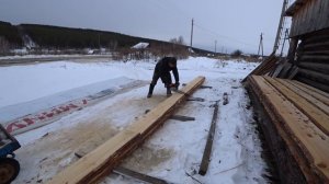 РЕЖЕМ ДОСКИ НА ЗАГОТОВКИ, ИЗ КОТОРЫХ БУДЕМ ДЕЛАТЬ МАГАЗИНЫ, УЛЬИ, РАМКИ