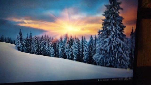 показываю свой новый игровой ноутбук смотреть онлайн