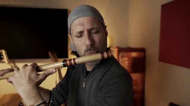 It's raining outside ..... this inspires me! a few notes on this quiet noise. смотреть онлайн