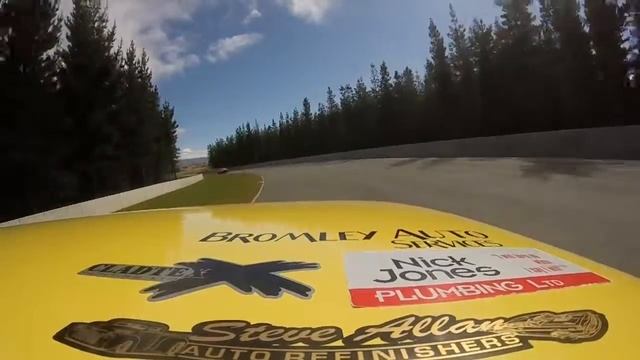 Central Muscle Cars Highlands Race 2 Reverse Grid Jan 2016 Graeme Allan смотреть онлайн