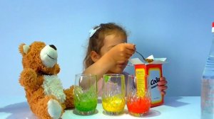 DIY Делаем Цветную пену! Английский язык для детей. Учим цвета на английском. Видео для Детей Опыты