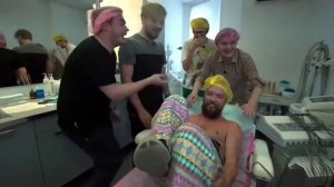 Парни испытывают схватки при родах?дико смешно ?