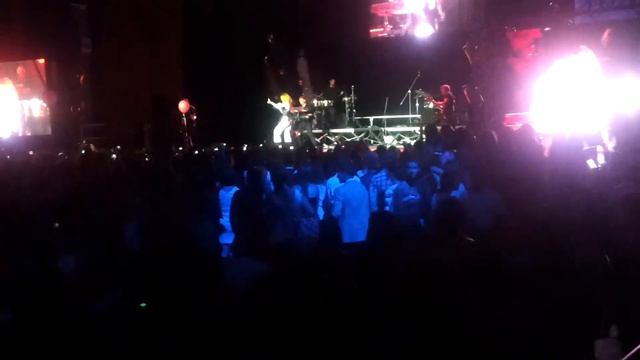 Максим - Весна смотреть онлайн