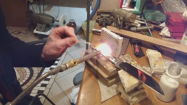 Пайка хвостовика ножа.Твердым припоем смотреть онлайн