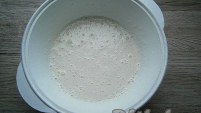 Белково-заварной крем на водяной бане