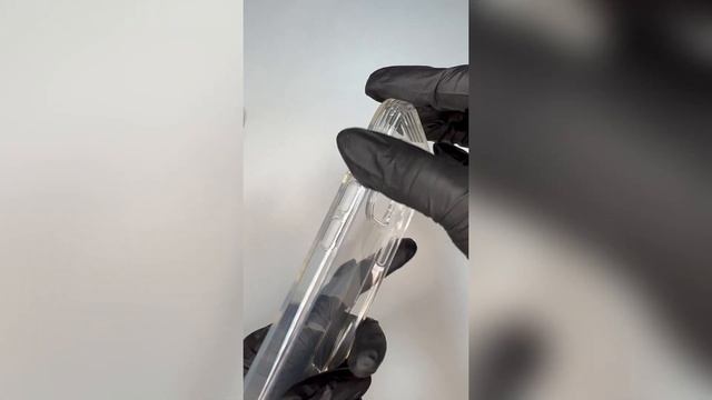 Uniq Case - AirFender смотреть онлайн