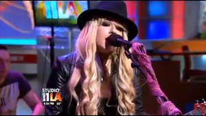 Orianthi-"Frozen" ,live tv-performance.