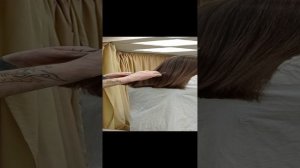 Коррекция женской стрижки после глубокой очистки и глубокого увлажнения волос.