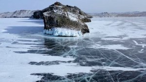 Дизайн керамогранита Ice Baikal и Ice Shaman TileKraft основанный на экосистеме Байкала. #лед