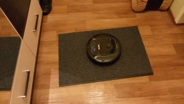 Обзор робота Philips FC 8810 смотреть онлайн