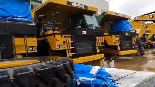 Самосвалы Caterpillar-773E (55 тонн) - 4 единицы смотреть онлайн