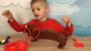 Собака Ду игра для детей! Cобираем собачьи какашки Doggie Doo family fun game Pooping Dog