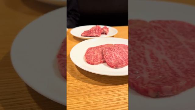 CUTTING OF CHILLED MARBLED MEAT