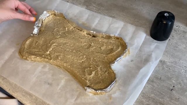 Готовим ОГРОМНУЮ косточку для собаки | ВКУСНЯШКИ для собак смотреть онлайн