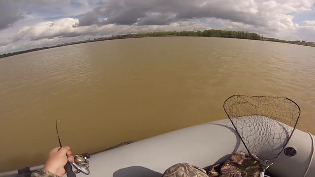 Рыбалка с лодки на Леща, на Оби. 23 мая 2015. смотреть онлайн