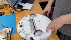 Mi Robot Vacuum Mop Essential