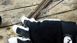 НЕ ВЗДУМАЙ ВЫКИНУТЬ старое перьевое СВЕРЛО! Полезная самоделка!