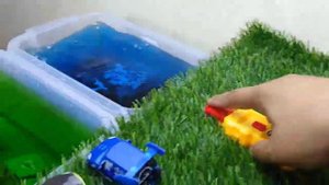Disney Pixar Cars : Lightning Mcqueen, Cruz, Mater, Hudson, Axlerod, Finn, Frank, Guido, Mack, Pnch