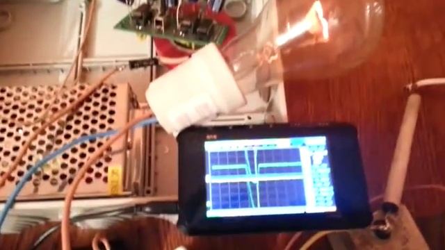 Установка Руслана Кулабухова.Напряжение на конденсаторе. смотреть онлайн