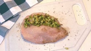 Вкусный ужин за 6 мин. Курица в пергаменте на сковороде.