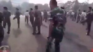 Буй Буй - Солдат на утренней зарядке!