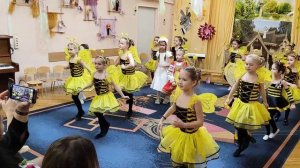 Танец Пчёл. Детский сад старшая группа