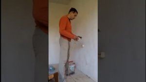 Штробление стен без пыли болгаркой и водой мокрый рез