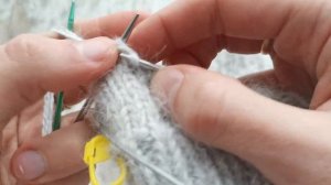 ТЕПЕРЬ Я ВЯЖУ ВАРЕЖКИ ТОЛЬКО ТАК варежки из пуха норки в 4 нити палец индийским клином для новичков