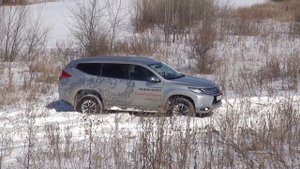 MITSUBISHI PAJERO SPORT. 2.4(181)di