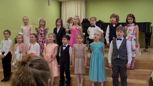 "Я приведу домой лошадку", музыка Марии Егоровой, стихи Кристины Стрельниковой.